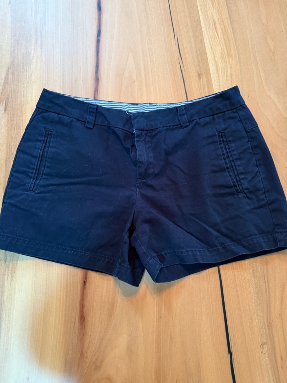 Classic Women's Navy Chino Shorts